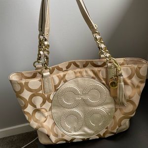 Coach bag - large enough for day trips